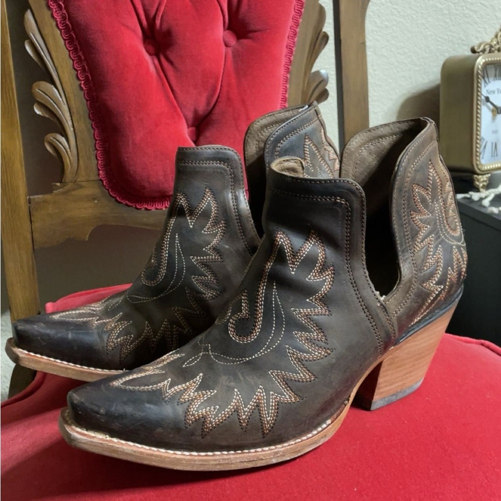 Ariat Brown Western Ankle Booties